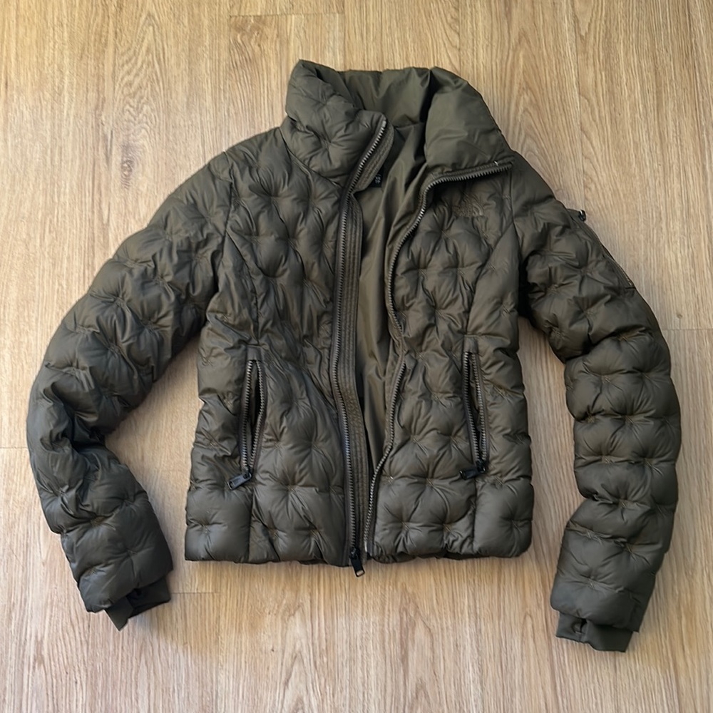 The North Face Holladown Water Repellent 550-Fill Power Down Jacket Size XS
